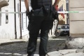 Brutálne video zo zásahu policajtov v centre Bratislavy: Sledujte, ako spacifikovali muža s nožom!