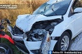 Nešťastie pri Budmericiach: Motorkár († 33) prešiel do protismeru, zrážka s autom ho stála život