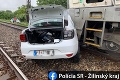 Veľké nešťastie v Martine! Pri zrážke vlaku s osobným autom zahynul vodič († 32)