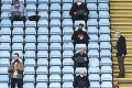Premier League sa konečne dočkala: Symbolické gestá pred prvým zápasom