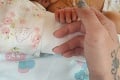 Dráma pár hodín po narodení: Bábätko sa rozplakalo ako každé iné dieťa, takmer ho to zabilo