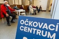 V Česku sa očkuje vo veľkom: Padol rekord, vakcínu podali desaťtisícom ľudí