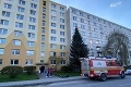 Výbuch v považskobystrickej bytovke: Statik povolil návrat evakuovaných osôb