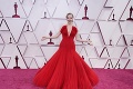 Móda z Oscarov: Na červenom koberci aj slávna Češka, jedny šaty kritici totálne zvozili!