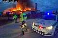 Nekonečné hodiny boja s plameňmi: Spišské Tomášovce sú na nohách, vypukol tam požiar