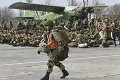 Rusko sťahuje vojakov z oblastí pri hraniciach s Ukrajinou: Tak rýchlo to však nebude