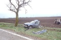 Vážna dopravná nehoda neďaleko Senca: Mladý vodič sa ťažko zranil