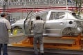 Trnavská automobilka v piatok obnoví výrobu: Ďalší výpadok však nie je zažehnaný