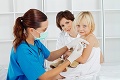 Očkovanie neplnoletých: Tínedžerom bez súhlasu rodiča vakcínu nedajú a je tu aj ďalší háčik