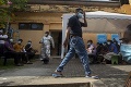 Boja sa, že sa situácia s koronavírusom zhorší: Vojaci na Srí Lanke budujú provizórne nemocnice