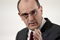 Podľa francúzskeho premiéra sa krajina vynára z covidovej krízy: Odborníci však varujú pred jednou vecou