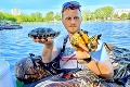 Špeciálna operácia v Bratislave: Zoológ loví v slovenských vodách severoamerické predátory!