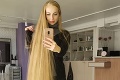 Wau! Z Aleny sa stala živá Rapunzel: Odpadnete z dĺžky jej prekrásnych vlasov