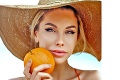 Playmate Eva Cifrová na krásnom ostrove: Sexi pomarančík