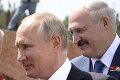 Putin sa stretne s Lukašenkom: Príde reč aj na odklon lietadla v Minsku