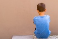 Znepokojivé výsledky výskumu: Traumy z detstva môžu zanechať vážne následky