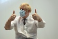Boris Johnson dostal už druhú dávku od AstraZenecy: Prvé slová po očkovaní