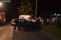 Nočná nehoda v Prievidzi: Spanilú jazdu na mol ožratej vodičky ukončil náraz do stĺpa