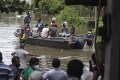 Srí Lanku sužujú mohutné záplavy a zosuvy pôdy: Ľudia prišli o domovy, hlásia prvé obete
