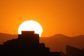 Pohľady ľudí z celého sveta sa upreli na spoločný bod: Unikátne zábery zatmenia Slnka, takto ho sledovali v Hlohovci!