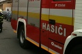 V bytovom dome v Bratislave horí: Na mieste zasahujú hasiči