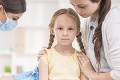 Ďalšie krajiny povolili očkovanie detí vakcínou Pfizer: Nemecko stále váha, na čo čakajú?