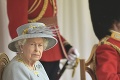 Briti pri pohľade na kráľovnú Alžbetu spozorneli: Toto neurobila už roky