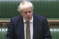 Briti si slobodu ešte dlho neužijú: Johnson odložil uvoľňovanie pandemických opatrení