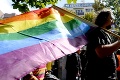 V Budapešti sa vo veľkom protestovalo: Návrh homofóbneho zákona vyhnal do ulíc tisíce ľudí