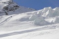 Tragédia vo švajčiarskych Alpách: Pri pádoch lietadla a vetroňa zahynulo celkovo päť ľudí