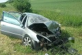 Nehoda v okrese Vranov nad Topľou: Došlo k čelnej zrážke vozidiel, cesta je neprejazdná