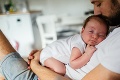 Popôrodná depresia sa netýka len matiek: Budete prekvapení, aké množstvo mužov ňou trpí tiež