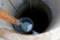 Tragédia vo Vranove nad Topľou: Muž († 43) prišiel o život pri čistení studne