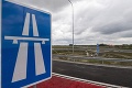 Výstavba diaľnice D4 a rýchlostnej cesty R7: Padli ďalšie obvinenia!