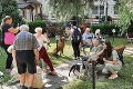 Milé prekvapenie v komárňanskom domove dôchodcov: Návšteva psíkov spôsobila zázrak!