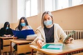 Poľsko plánuje od septembra prezenčné vyučovanie: Námestník ministra vyzval školákov, aby sa dali zaočkovať