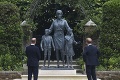 Princovia William a Harry pri odhalení Dianinej sochy: Čo prezradila reč ich tela?