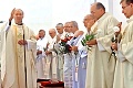 Vyrieši pápež Bezákov prípad na Slovensku?! Emeritný arcibiskup prezradil, čím ho Svätý Otec zaskočil