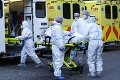 Boj s pandémiou stále nevyhrali: Počet nakazených COVID-19 v Česku stúpa