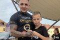Zápasník Gábor Boráros sa rozcvičil s Rožňavčanmi: Výzvu známeho bojovníka vyhral len 9-ročný Rastislav