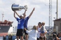 K zničenej trofeji sa vyjadril šéf Tampy: Stanleyho pohár napokon poputuje do Montrealu!