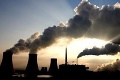 Ambiciózny plán: EÚ predstavila kroky, ktorými chce znížiť emisie C02 o viac ako polovicu