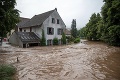 Ničivé povodne v Nemecku: Počet obetí stúpa, evakuovať museli aj nemocnicu