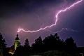 Slovensko čaká horúci týždeň s lejakmi: Odborníci o (ne)presnostiach predpovedí, ako rýchlo vedia o búrke?