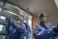 V Maďarsku sa koronavírusom nakazilo 64 ľudí: Zomrel jeden pacient