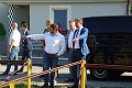Premiér navštívil povodňou zničenú Valaskú Belú: Heger prisľúbil pomoc na odstraňovanie škôd