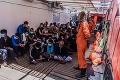 Loď Ocean Viking zachránila za jediný deň 175 ľudí: Za pol roka zahynulo na mori už vyše tisíc migrantov