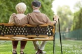 Dobrá správa pre vyše 30 000 dôchodcov: Sociálna poisťovňa im zníži či zastaví exekučné zrážky