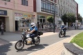 V Michalovciach majú policajti netradičný dopravný prostriedok: Takto chránime zákon na elektrických motorkách!