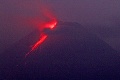 Indonézia v strachu! Na ostrove Jáva sa prebudil stratovulkán Merapi: Popol pokryl niekoľko dedín